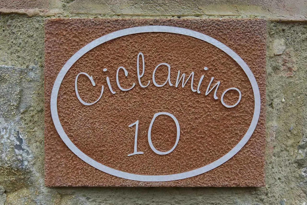 Agriturismo Le Gallozzole Monteriggioni 0*,